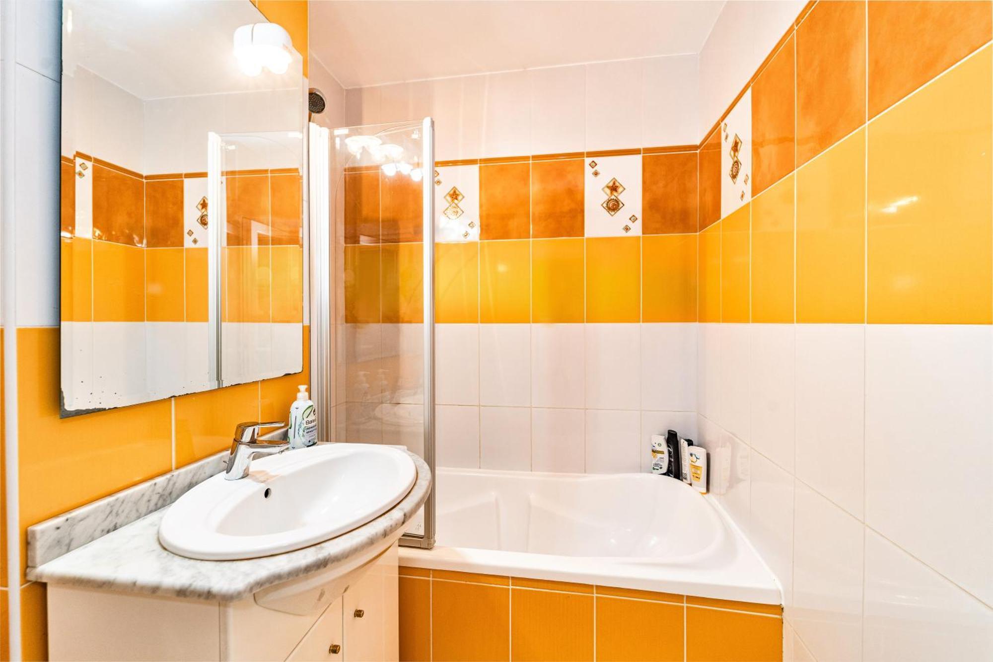 Arad Central Joy - Mihaela Apartment Luaran gambar
